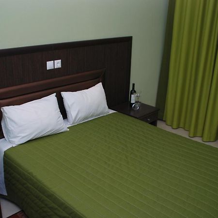 Grand Platon Hotel Olympiaki Akti Exterior photo