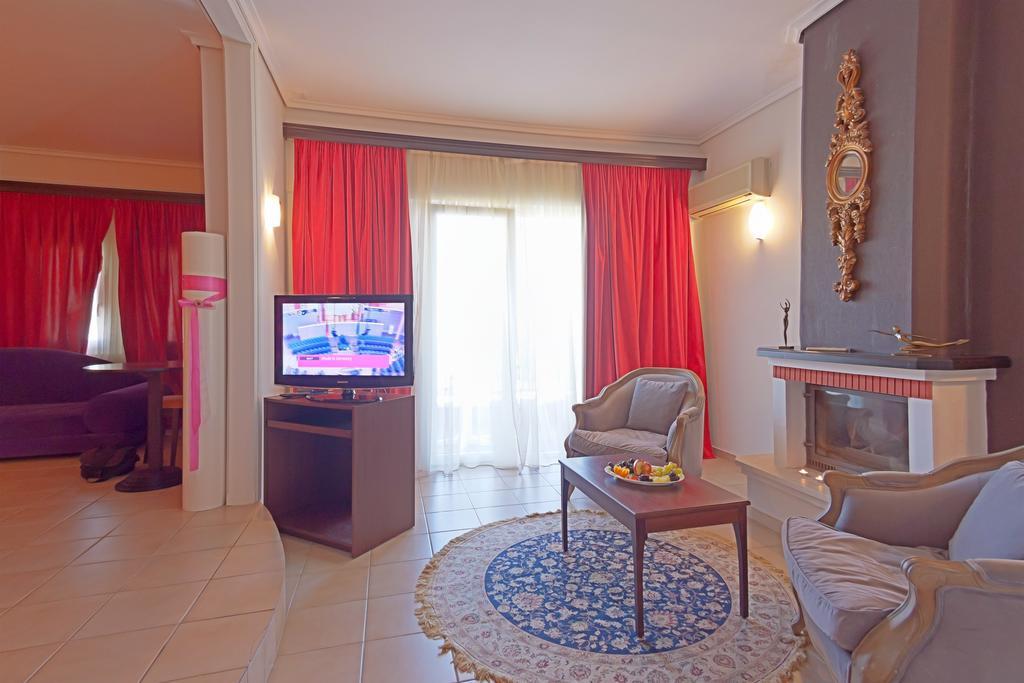 Grand Platon Hotel Olympiaki Akti Exterior photo