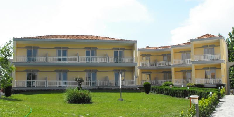 Grand Platon Hotel Olympiaki Akti Exterior photo